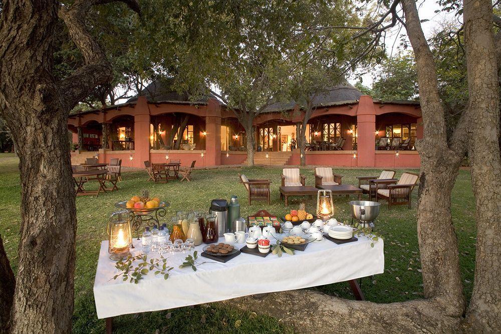 Sanctuary Chobe Chilwero Hotel Kasane Exterior photo